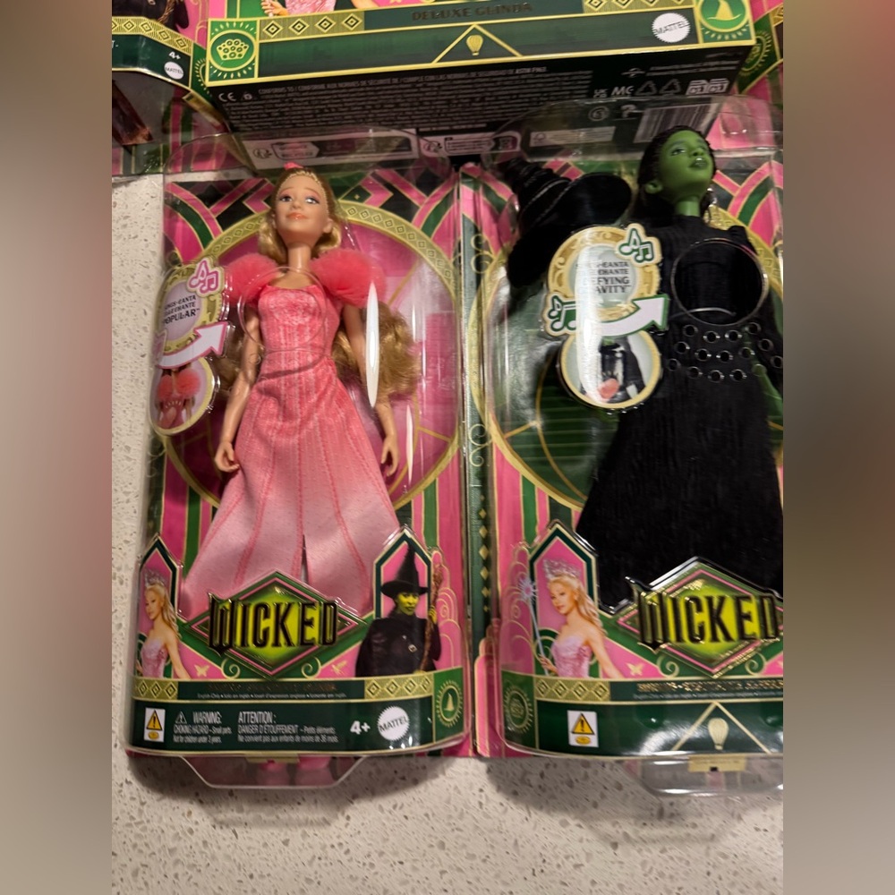 Wicked Dolls Singing Glinda and Elphaba Dolls NWB by Universal Pictures